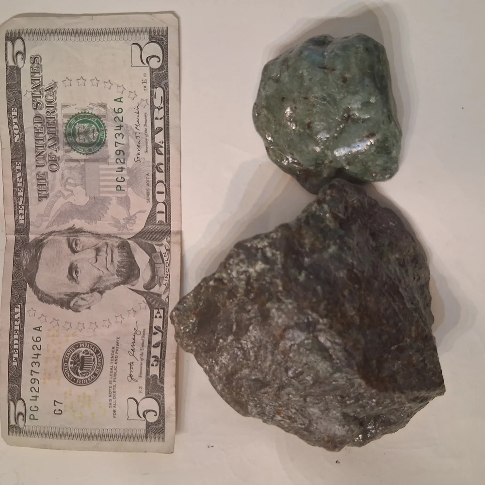 Jade - Picture 2 of 4